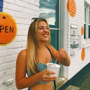 Meet your Posher, Sierra